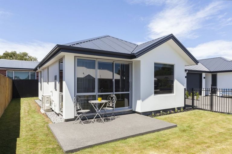 Photo of property in 18b Fatima Street, Redwood, Christchurch, 8051