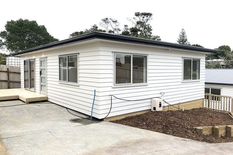 Photo of property in 40b Chippendale Crescent, Birkdale, Auckland, 0626