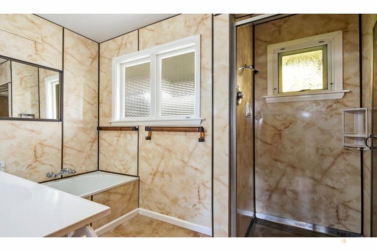 Photo of property in 92 Acacia Drive, Levels, Timaru, 7973