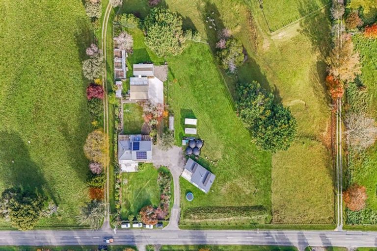 Photo of property in 87 Pigeon Valley Road, Wakefield, 7025