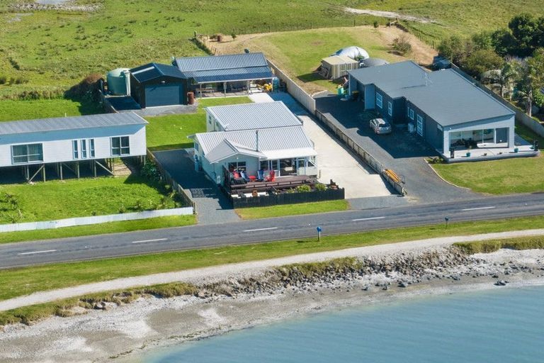 Photo of property in 875 East Coast Road, Kaiaua, Pokeno, 2473