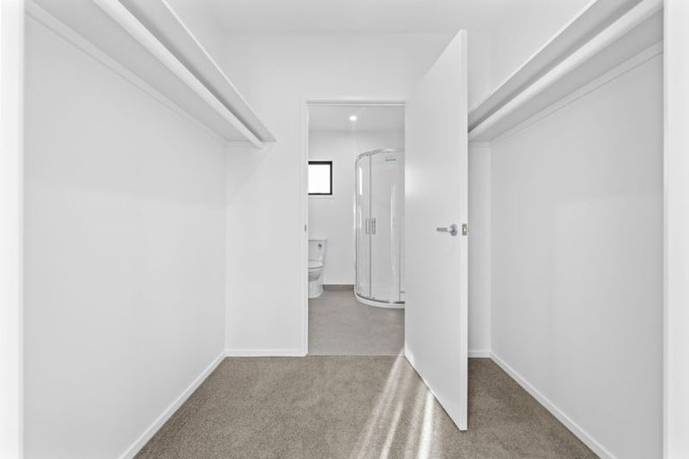Photo of property in 12 Arahanga Road, Paparoa, 0571