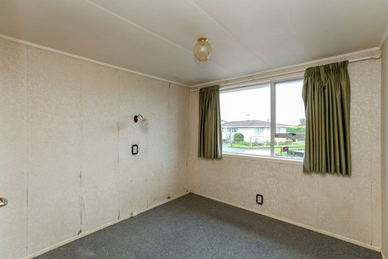 Photo of property in 1/9 Severn Place, Spotswood, New Plymouth, 4310