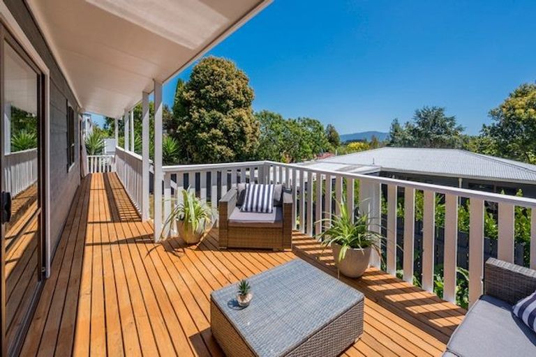 Photo of property in 5 Amokura Street, Waikanae, 5036