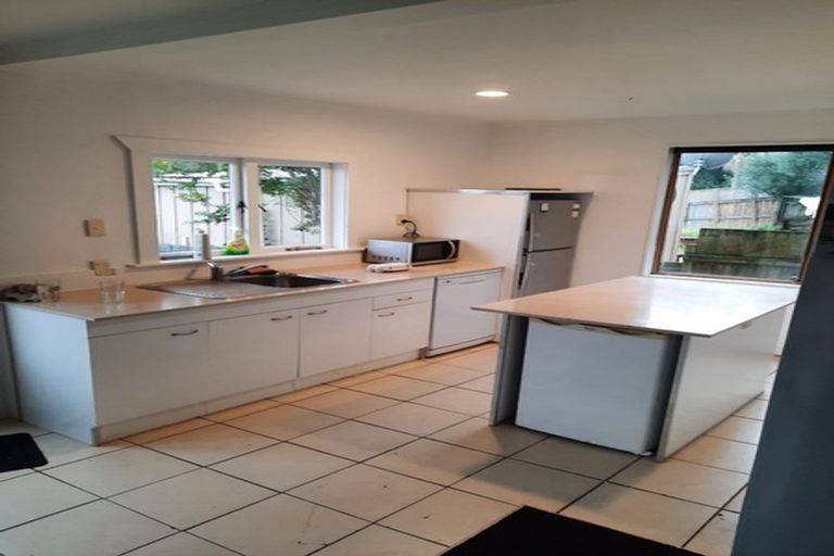 Photo of property in 2/25 Commercial Road, Grey Lynn, Auckland, 1021