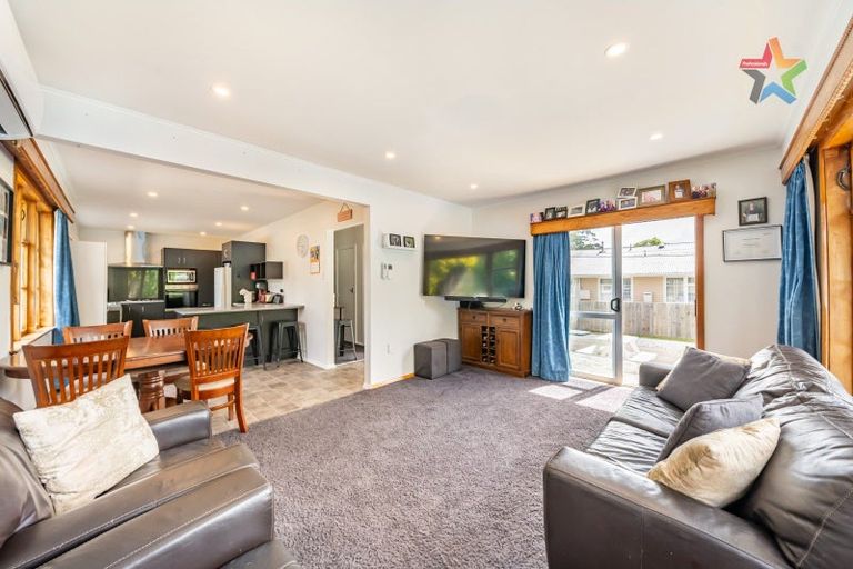 Photo of property in 36 Horoeka Street, Stokes Valley, Lower Hutt, 5019