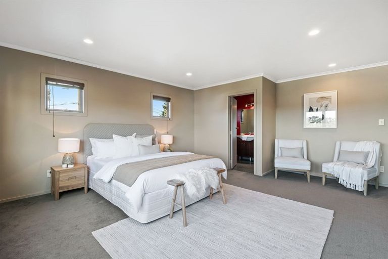 Photo of property in 4 Nutsey Avenue, Northcote, Auckland, 0627