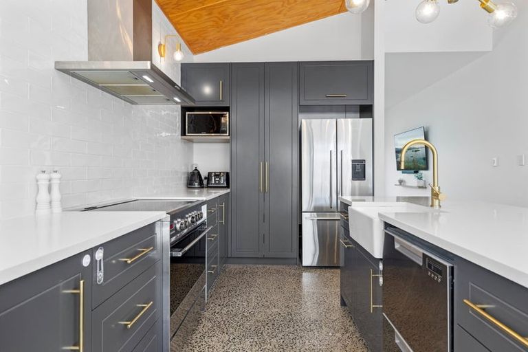 Photo of property in 63b Percy Road, Papamoa Beach, Papamoa, 3118