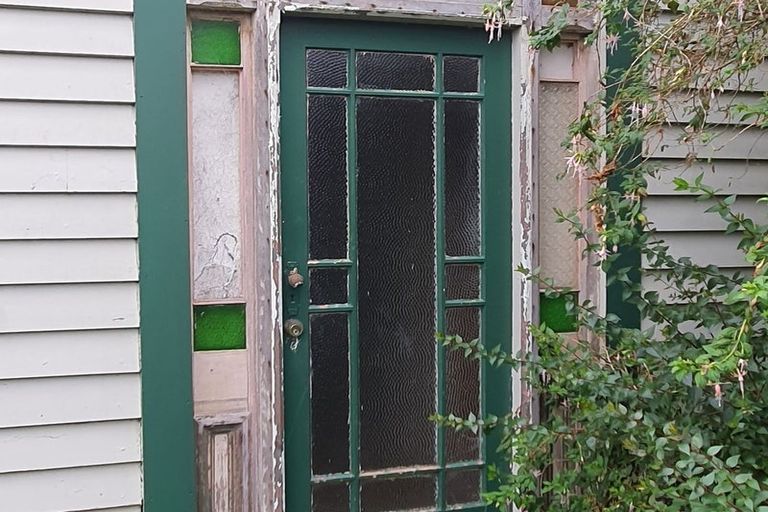 Photo of property in 70 High Street, Waimate, 7924