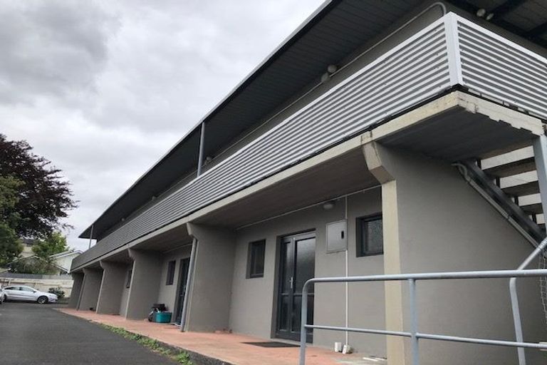 Photo of property in 10/2 Hammond Street, Hamilton Central, Hamilton, 3204