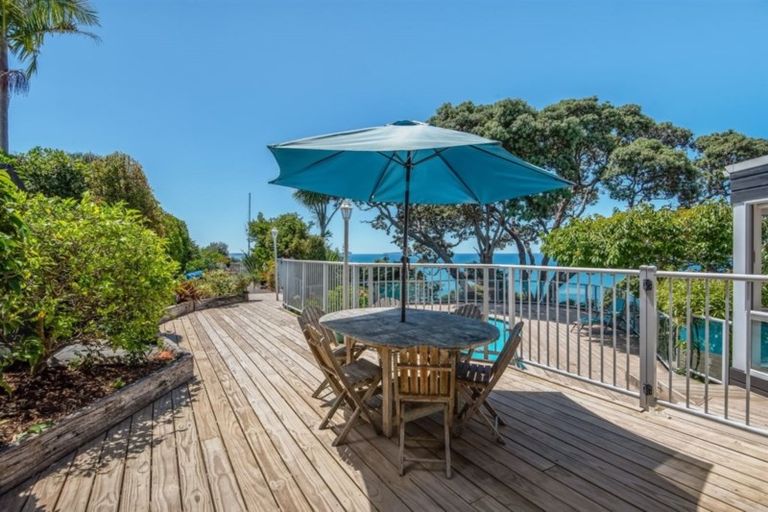 Photo of property in 50 Cliff Road, Torbay, Auckland, 0630