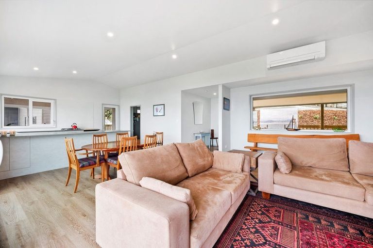 Photo of property in 5 Rangikorero Place, Whangarei Heads, 0174