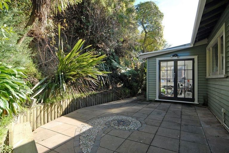Photo of property in 26 Honiana Te Puni Street, Aro Valley, Wellington, 6021