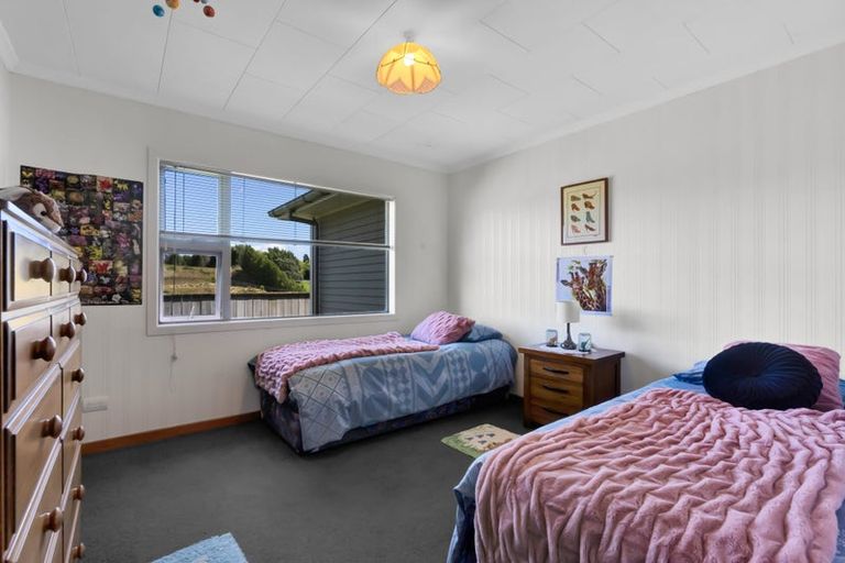 Photo of property in 563 Mangorei Road, Mangorei, New Plymouth, 4371