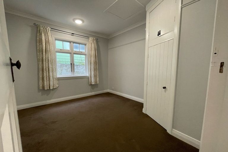 Photo of property in 73 Majoribanks Street, Mount Victoria, Wellington, 6011