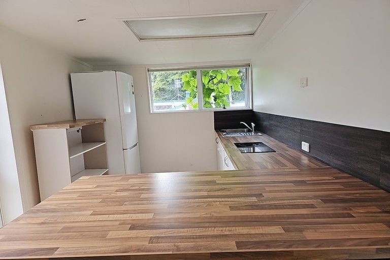 Photo of property in 35 Eugenia Rise, Totara Heights, Auckland, 2105