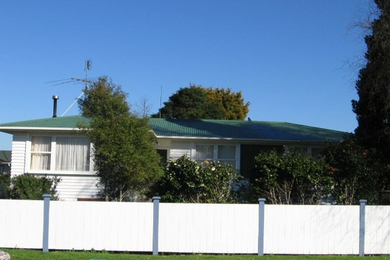 Photo of property in 18 Brightwell Street, Papakura, 2110