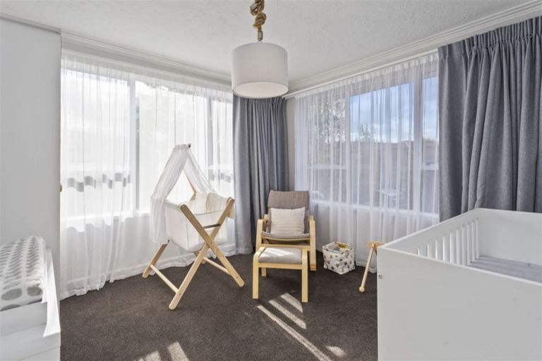 Photo of property in 10 Phoenix Lane, Northcote, Christchurch, 8052