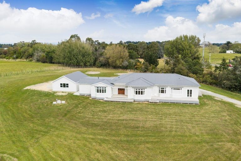Photo of property in 10 Monteith Street, Halcombe, Feilding, 4779
