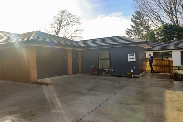 Photo of property in 2/12 Keitha Place, Glenview, Hamilton, 3206