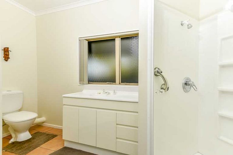 Photo of property in 7 Mistral Place, West Harbour, Auckland, 0618