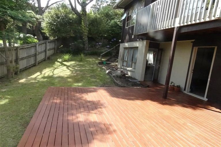 Photo of property in 23 Heaton Grove, Chatswood, Auckland, 0626