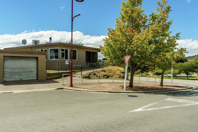 Photo of property in 20 Skird Street, Alexandra, 9320