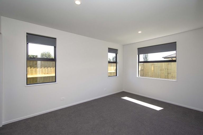 Photo of property in 24 Dallimore Drive, Belfast, Christchurch, 8051