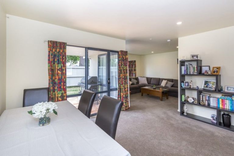 Photo of property in 10a Bevington Street, Avonhead, Christchurch, 8042