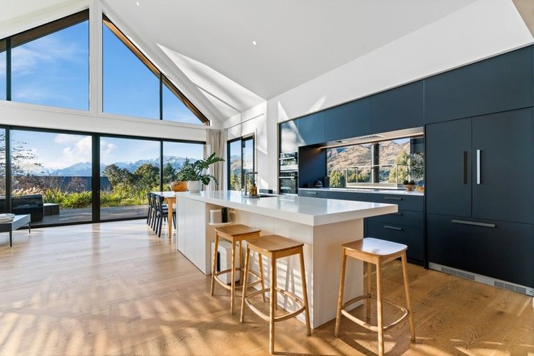 Photo of property in 3 Maude View Road, Hawea Flat, Wanaka, 9382
