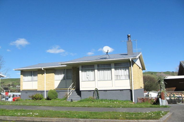 Photo of property in 13 Korimako Place, Taihape, 4720