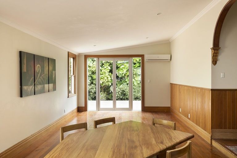 Photo of property in 32 Bellevue Road, Mount Eden, Auckland, 1024
