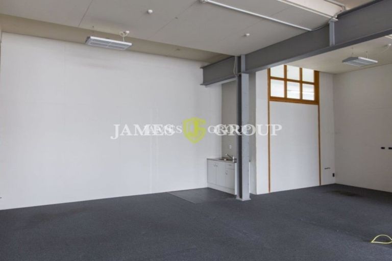 Photo of property in 8 Railway Terrace, Morningside, Whangarei, 0110
