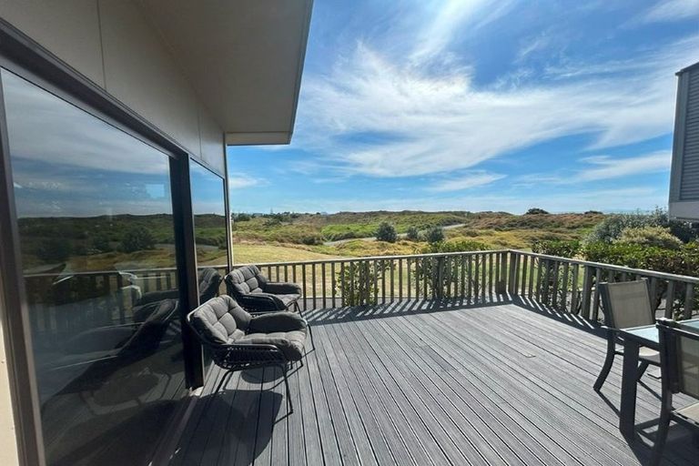 Photo of property in 1009 Papamoa Beach Road, Papamoa Beach, Papamoa, 3118