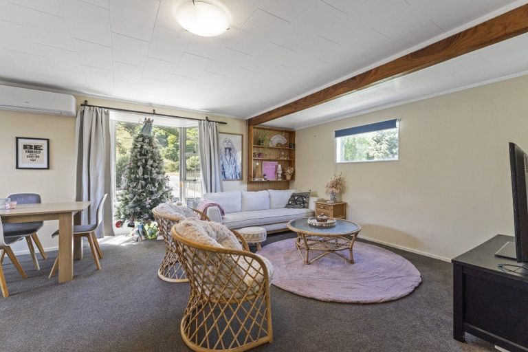 Photo of property in 218 Main Road South, Raumati South, Paraparaumu, 5032