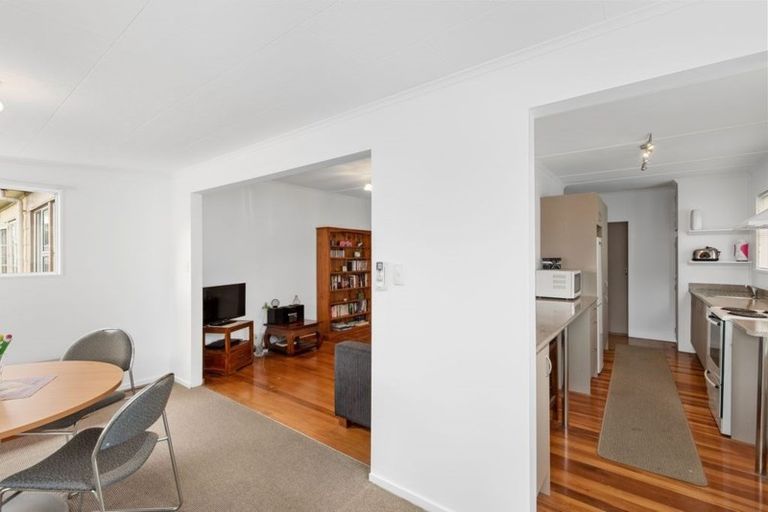 Photo of property in 37 Hunter Street, Taita, Lower Hutt, 5011