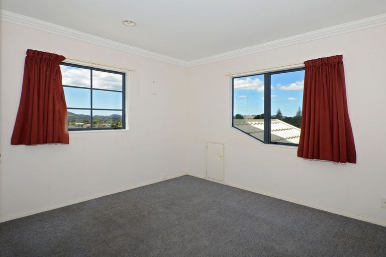 Photo of property in 16 Pebble Beach Boulevard, Te Kamo, Whangarei, 0112