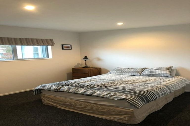 Photo of property in 51 Niven Street, Avondale, Christchurch, 8061