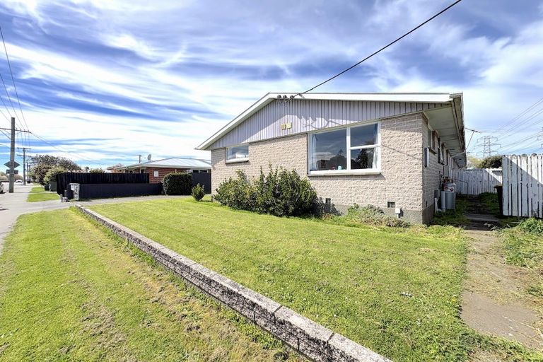Photo of property in 1/72 Epsom Road, Sockburn, Christchurch, 8042