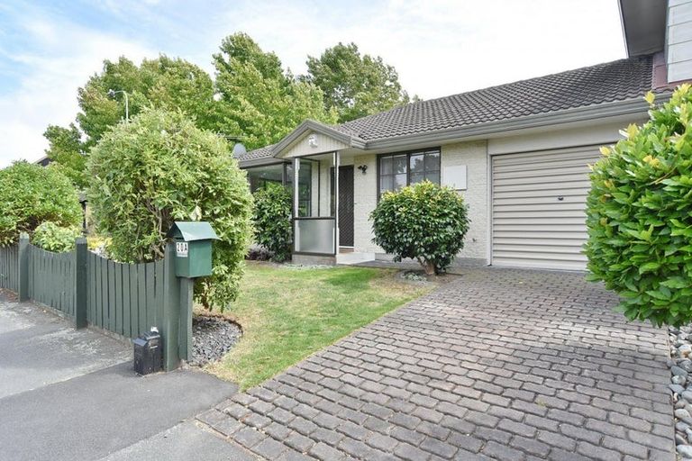 Photo of property in 1/20 Montclare Avenue, Ilam, Christchurch, 8041