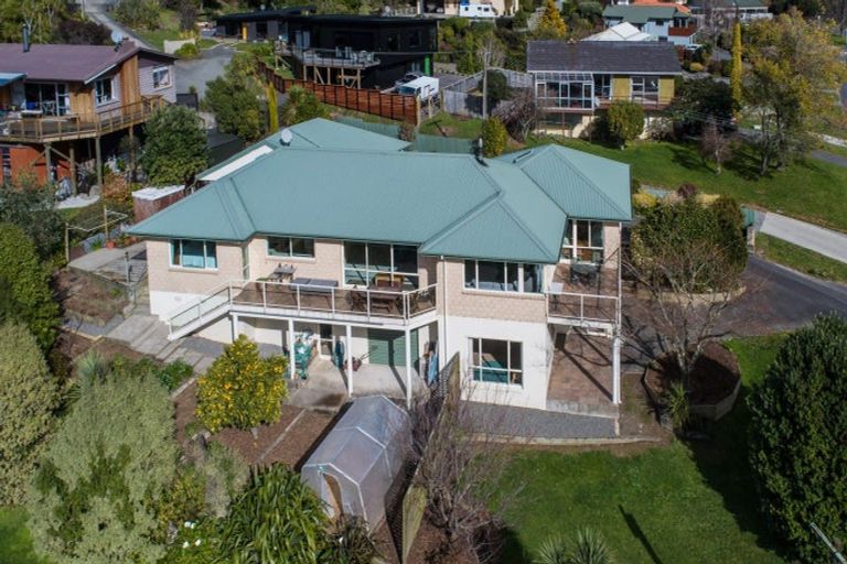 Photo of property in 34 Moana View Road, Waikawa, Picton, 7220