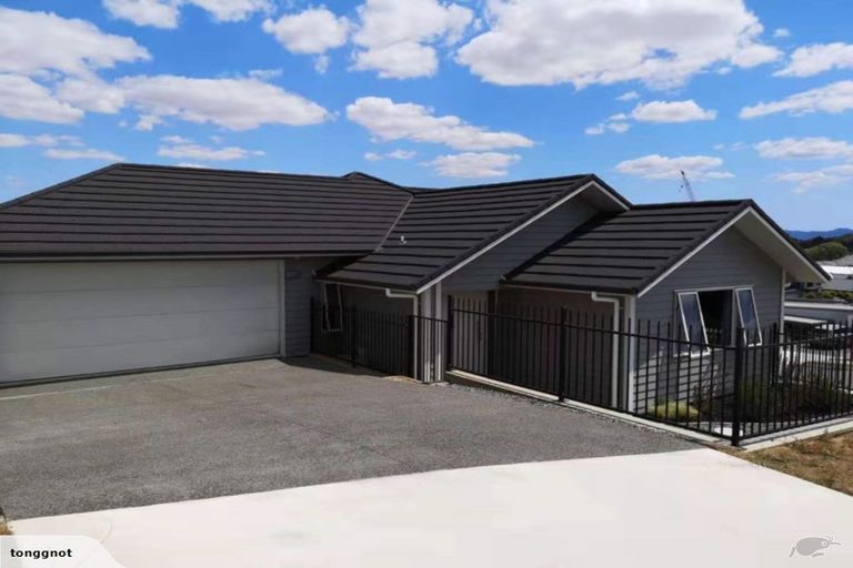 Photo of property in 6 Dulverton Rise, Flagstaff, Hamilton, 3210
