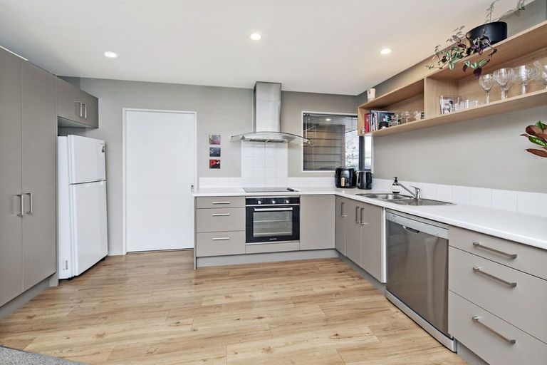 Photo of property in 1/18 Goldsmith Place, Waltham, Christchurch, 8023