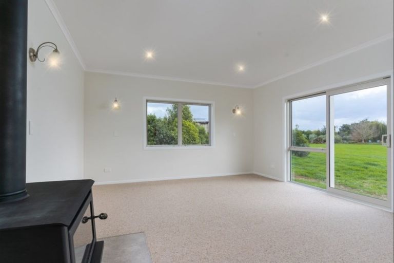 Photo of property in 672e Te Whiti Road, Te Whiti, Masterton, 5884