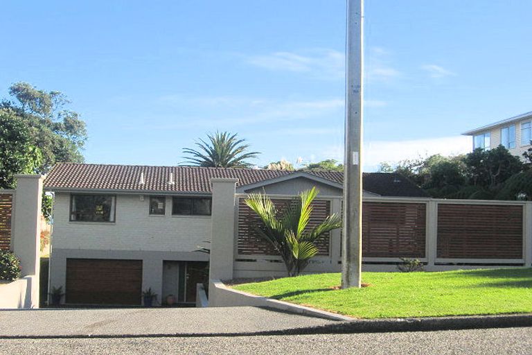 Photo of property in 131 Wellington Road, Paekakariki, 5034