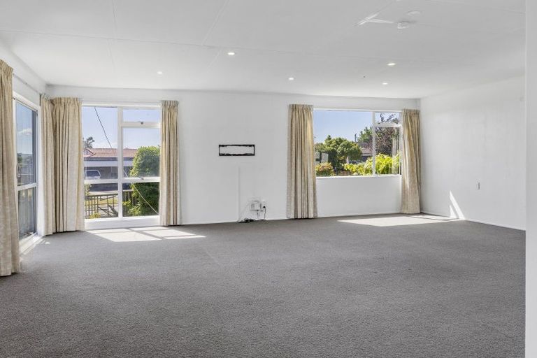 Photo of property in 20 Macdonell Street, Hilltop, Taupo, 3330