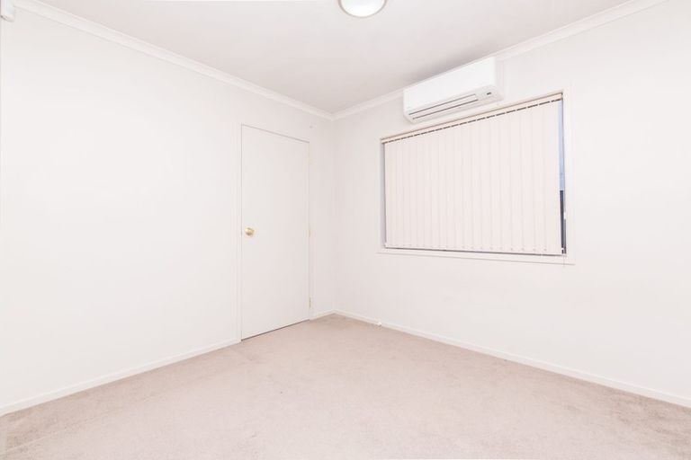 Photo of property in 3 Fitchburg Place, Mangere, Auckland, 2022