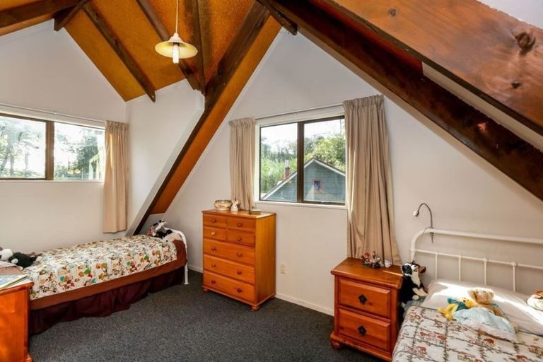 Photo of property in 28b Riversdale Drive, Merrilands, New Plymouth, 4312