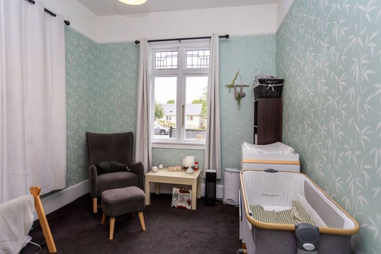 Photo of property in 16 Shirley Road, Mairehau, Christchurch, 8013