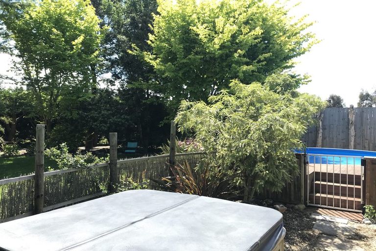 Photo of property in 255 Inglis Road, Okuku, Rangiora, 7473